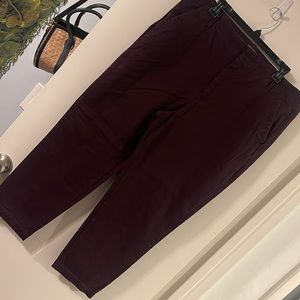 Like new burgundy khakis women size 16 banana republic with pockets